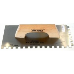 Llana Dentada 300x130mm Mango Madera (lld101) Uyustools